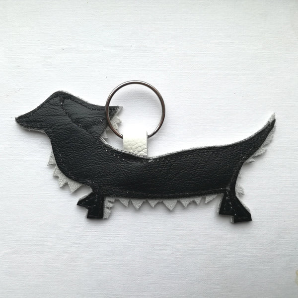 Blondie the long haired Dachshund Leather Keyring
